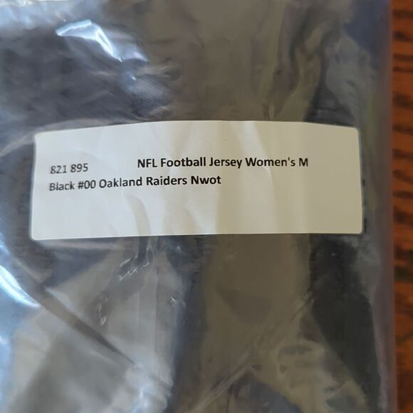 NEW Raiders NFL Jersey Women's Black Silver Short Sleeve VNeck - Picture 6 of 7